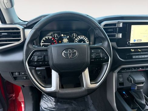 Used 2022 Toyota Tundra SR5 w/ SR5 Convenience Package image 18