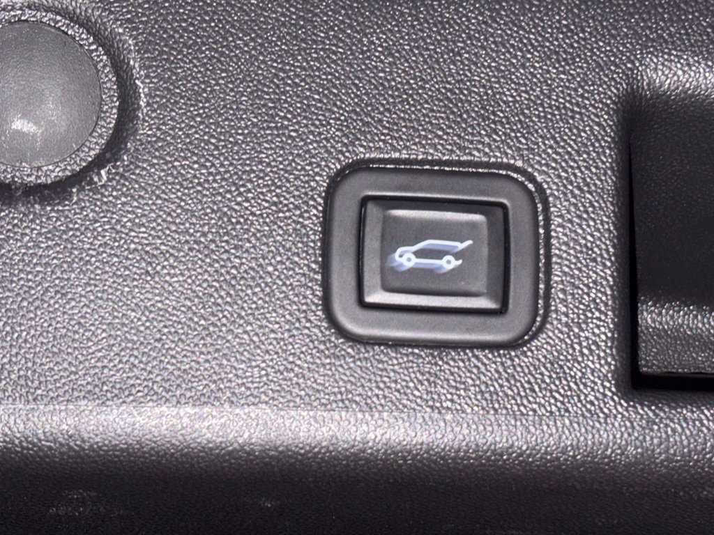 Used 2024 Chevrolet Equinox LT AWD/4WD image 16