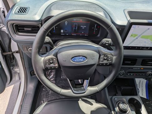 Certified 2025 Ford Maverick Lariat w/ Black Appearance Package AWD/4WD image 17