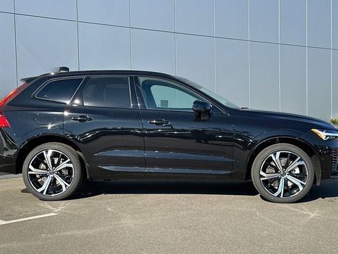 New 2025 Volvo XC60 T8 Ultra w/ Protection Package Premier image 6