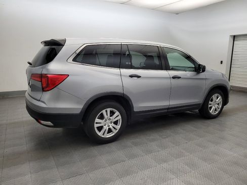 Used 2017 Honda Pilot LX image 10