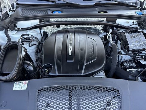 Used 2019 Porsche Macan image 24