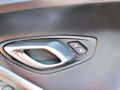 Used 2017 Chevrolet Camaro LT w/ RS Package image 8