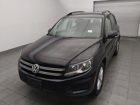 Used 2017 Volkswagen Tiguan Limited w/ Premium Package AWD/4WD image 15