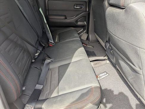 Used 2023 Nissan Frontier PRO-4X w/ Pro Convenience Package image 18