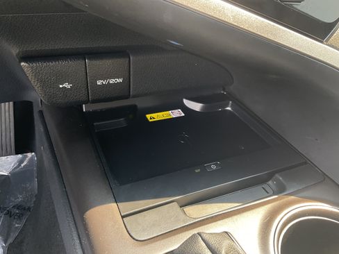 Used 2024 Toyota Camry XSE FWD image 17