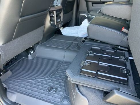 New 2026 RAM 2500 Laramie w/ Night Edition AWD/4WD image 21