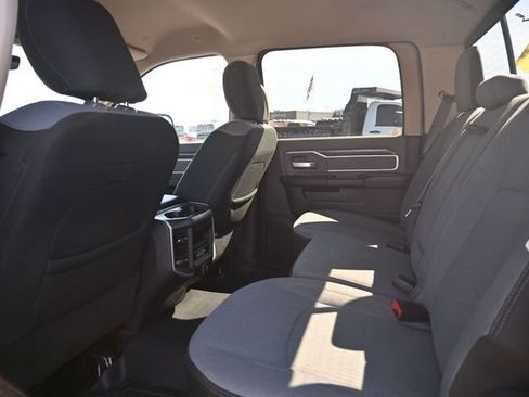 Used 2020 RAM 2500 Big Horn w/ Level 2 Equipment Group AWD/4WD image 17