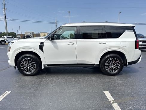 Certified 2026 Nissan Armada SL w/ Captain's Chari Seat Package AWD/4WD image 8