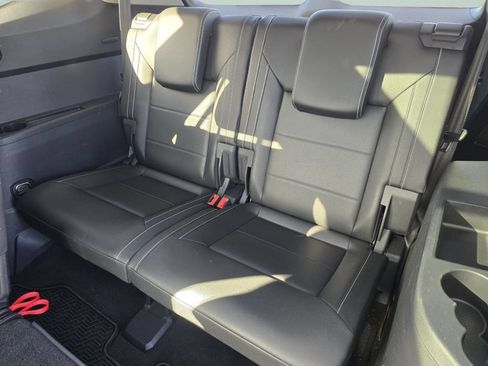 Used 2023 Volkswagen Atlas SEL R-Line AWD/4WD image 30