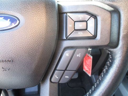 Used 2019 Ford F150 XLT w/ Equipment Group 302A Luxury image 17