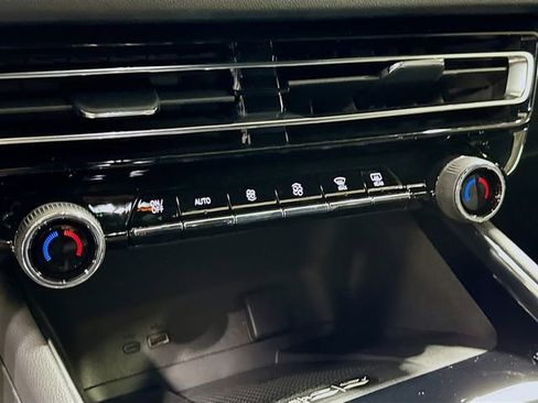 New 2026 Chevrolet Traverse LT w/ LPO, Floor Liner Package image 25