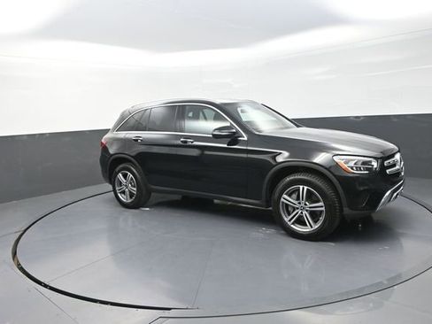 Used 2021 Mercedes-Benz GLC 300 4MATIC image 31