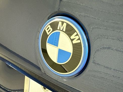 New 2026 BMW i5 eDrive40 w/ Premium Package image 22