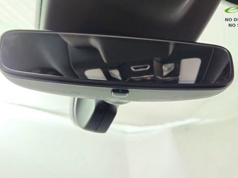 Used 2024 Porsche Macan AWD/4WD image 52