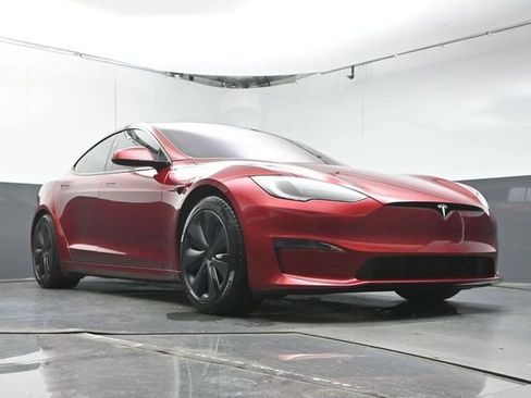 Used 2024 Tesla Model S AWD/4WD image 27