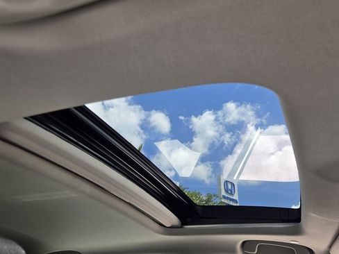 Certified 2025 Honda Accord SE image 16