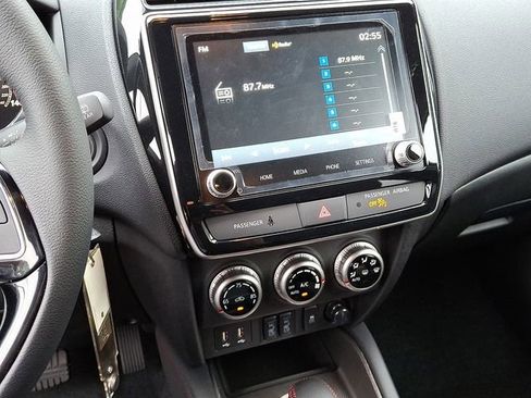 New 2025 Mitsubishi Outlander Sport ES image 10