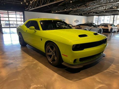 Used 2023 Dodge Challenger SRT Hellcat w/ Driver Convenience Group image 7