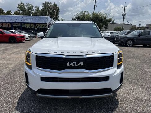 Used 2022 Kia Telluride EX w/ EX Premium Package AWD/4WD image 2