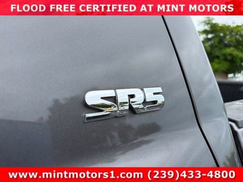Used 2018 Toyota Tundra SR5 RWD image 29