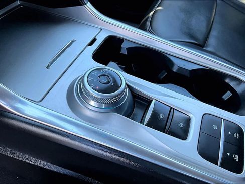 Used 2023 Ford Explorer XLT w/ Equipment Group 202A image 16