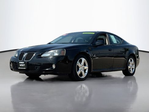 Used 2008 Pontiac Grand Prix GXP FWD image 3