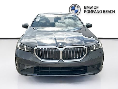 Used 2026 BMW 530i RWD image 2