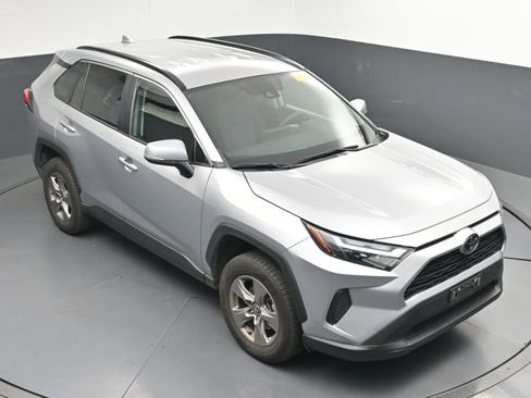 Certified 2024 Toyota RAV4 XLE image 31