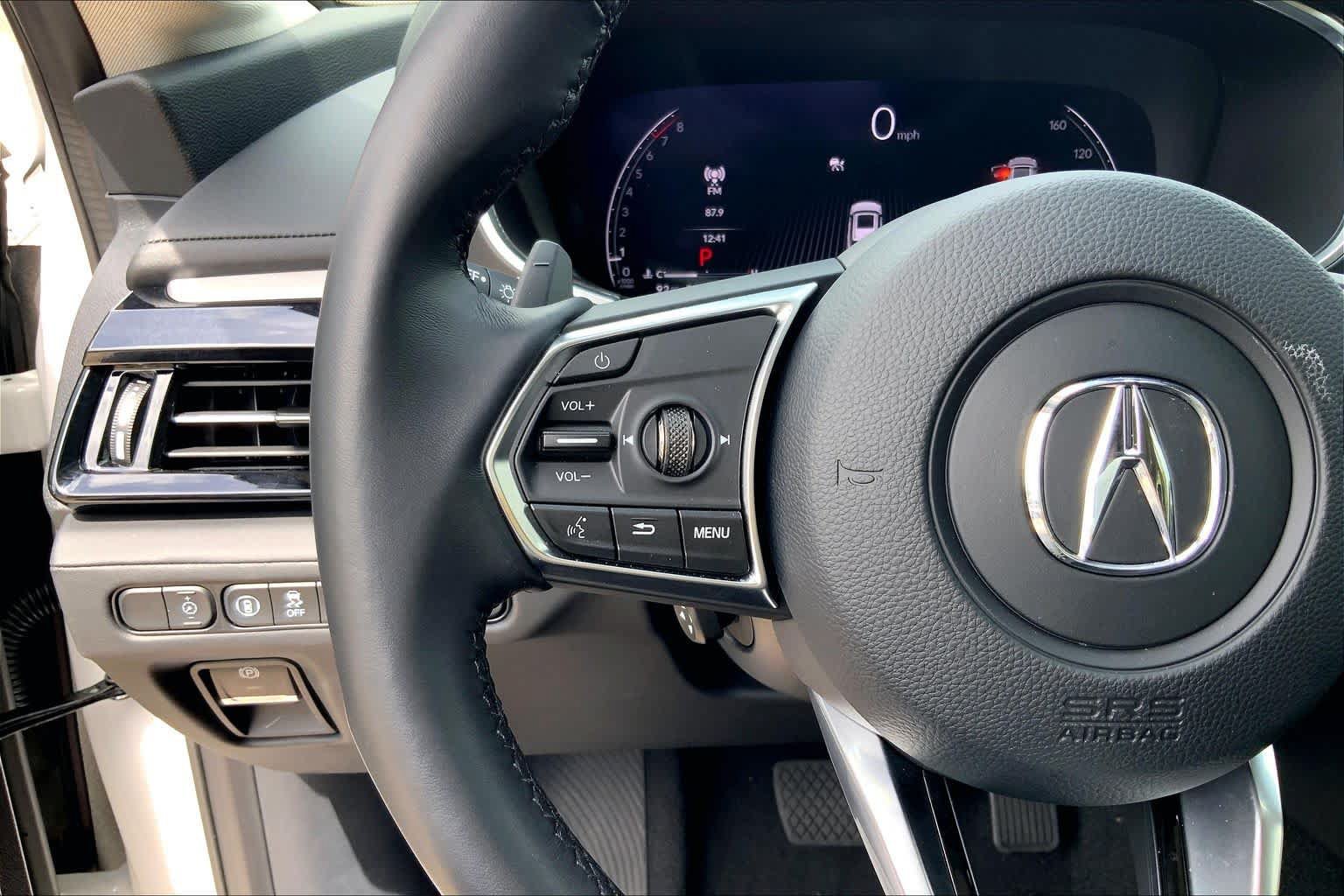 Used 2026 Acura MDX w/ Technology Package FWD image 12