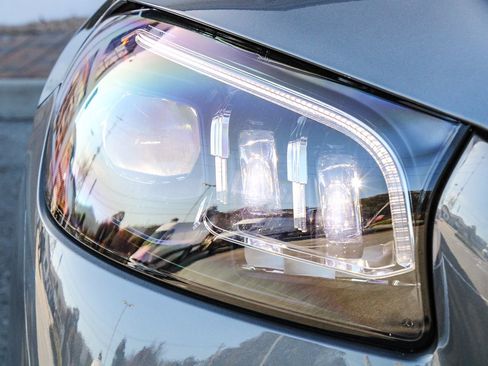 Certified 2024 Mercedes-Benz GLS 450 4MATIC image 5