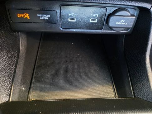 Used 2025 Honda Civic Sport image 36