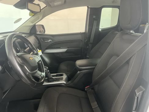 Used 2022 Chevrolet Colorado LT w/ Fleet Safety Package image 15