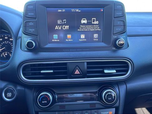Used 2021 Hyundai Kona Limited image 27