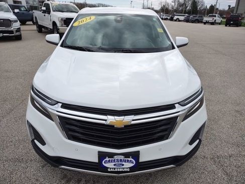 Used 2024 Chevrolet Equinox LT FWD image 11