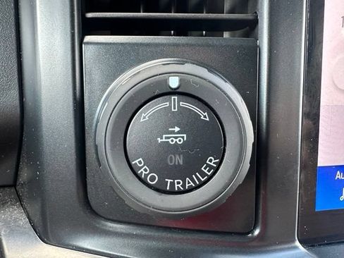 Used 2025 Ford F250 Lariat w/ Lariat Ultimate Package AWD/4WD image 18