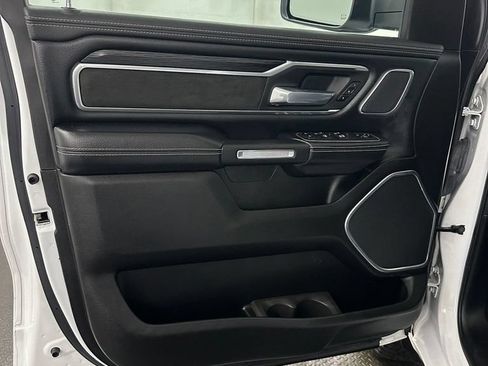 Used 2023 RAM 1500 Laramie AWD/4WD image 8