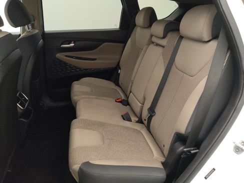 Used 2019 Hyundai Santa Fe SE FWD image 18