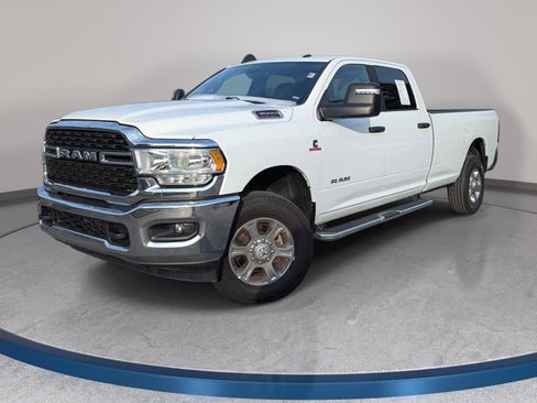 Used 2024 RAM 3500 Big Horn AWD/4WD image 1