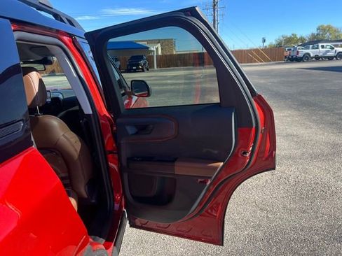 Used 2022 Ford Bronco Sport Outer Banks AWD/4WD image 17