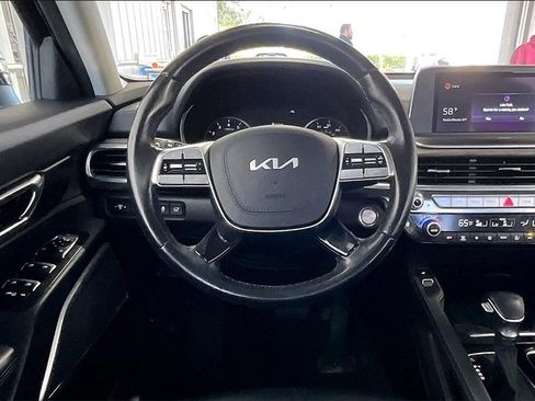 Used 2022 Kia Telluride EX image 5