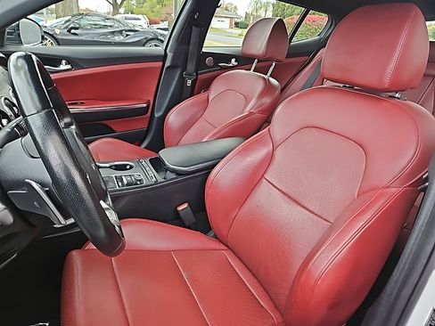 Used 2023 Kia Stinger GT-Line w/ Sun & Sound Package image 19