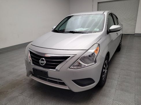 Used 2019 Nissan Versa SV FWD image 15