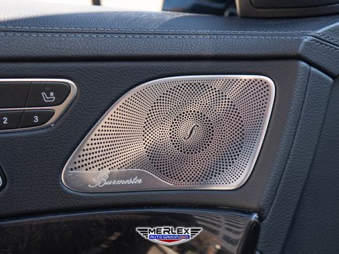 Used 2018 Mercedes-Benz S 560 Sedan w/ AMG Line Exterior image 43