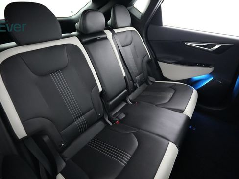Used 2023 Kia EV6 GT-Line AWD/4WD image 5