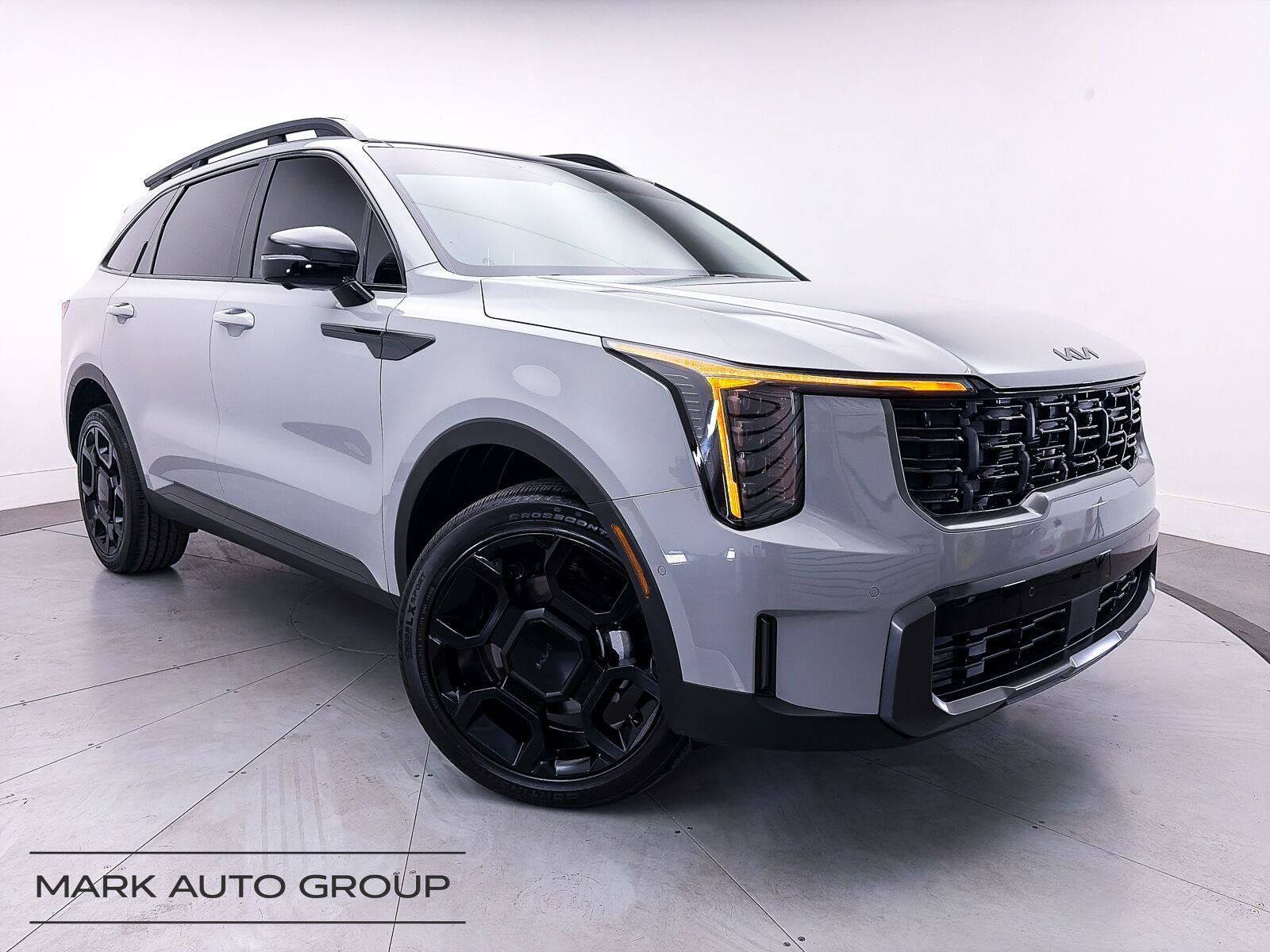 Used 2025 Kia Sorento SX AWD/4WD image 1