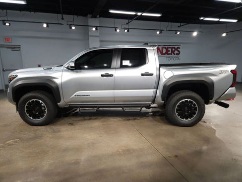 New 2026 Toyota Tacoma TRD Off-Road image 4