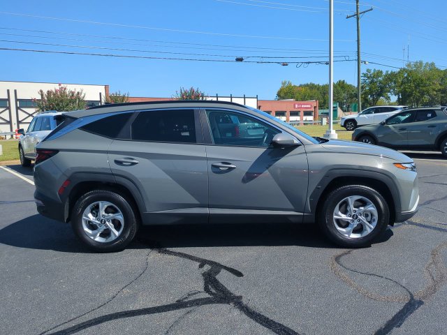 Used 2024 Hyundai Tucson SEL AWD/4WD image 3