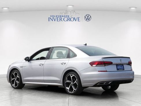Used 2020 Volkswagen Passat 2.0T R-Line FWD image 5