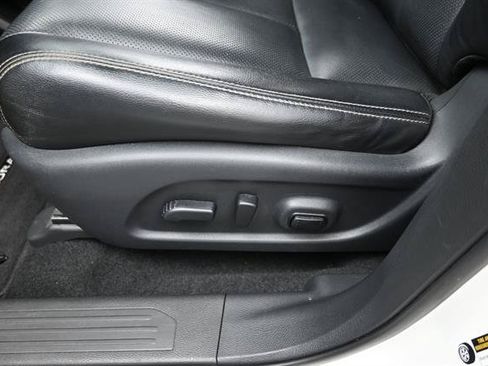 Used 2019 Nissan Murano SL FWD image 7